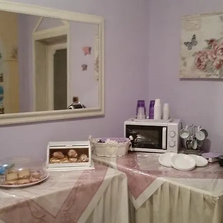 Oda ve Kahvaltı La Rosa *