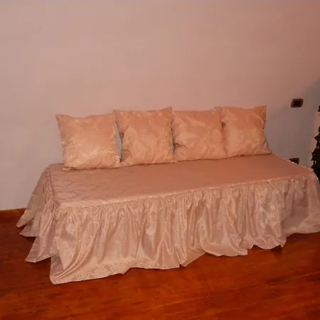 Oda ve Kahvaltı La Rosa